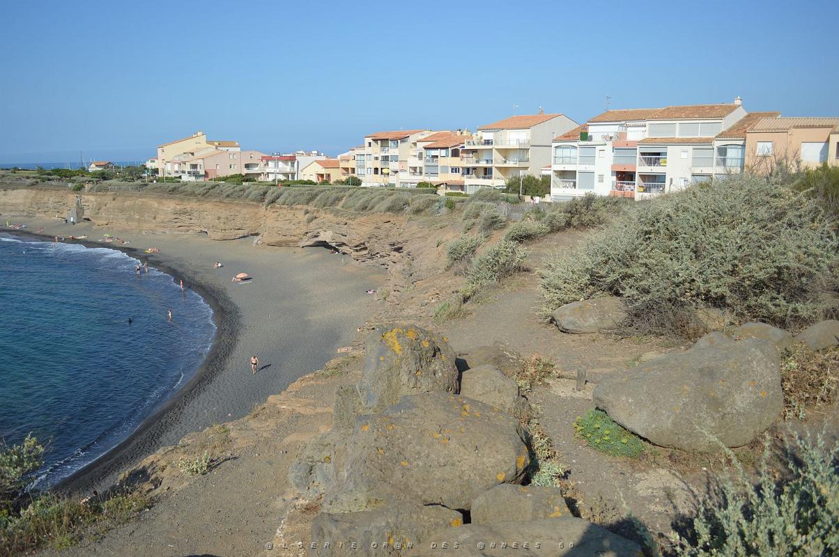 LA STELE DES P.N. AU CAP D AGDE AUX FALAISES DE LA CONQUE (13).JPG
